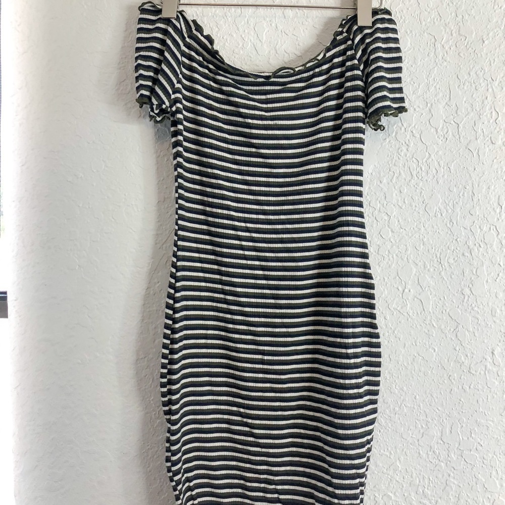 Off the shoulder Dress